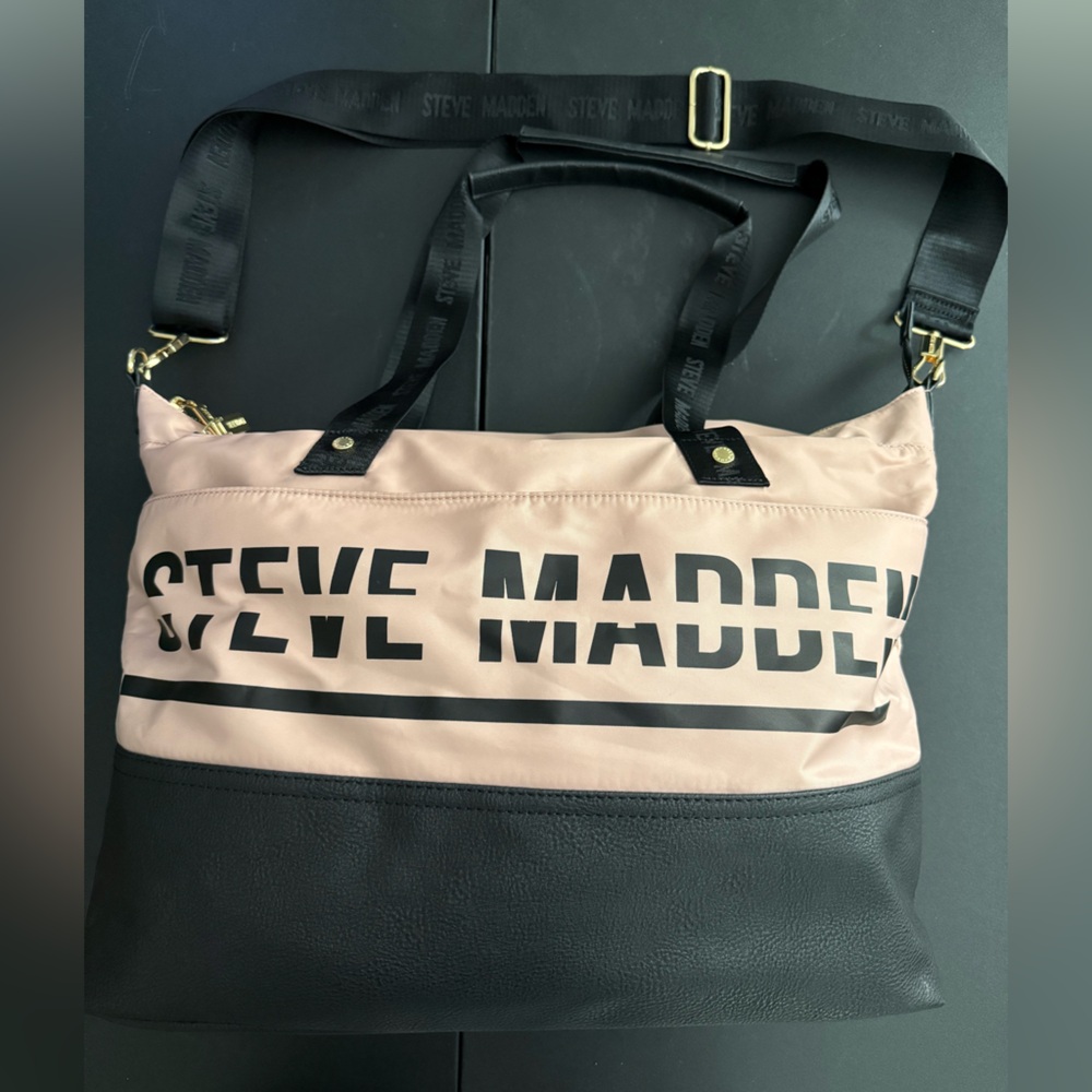 Steve Madden Bgym Duffel Bag Blush One Size
